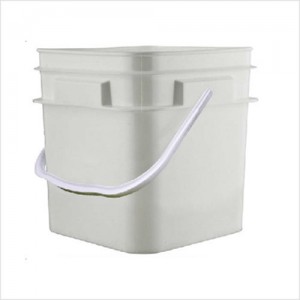 3.3GAL SQUARE PAIL WITH LID