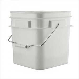 4.0GAL SQUARE PAIL WITH LID